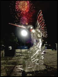 hummingbird ice carving.jpg