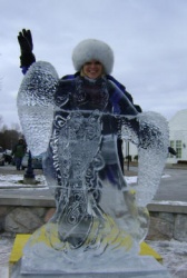 photo op mae west.JPG