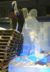 Hamburg Ice Carving 18.JPG