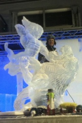 Hamburg Ice Carving 39.JPG