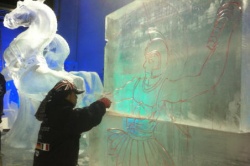 Hamburg Ice Carving 42.JPG