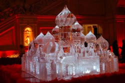 russian palace 12 ice carving.JPG