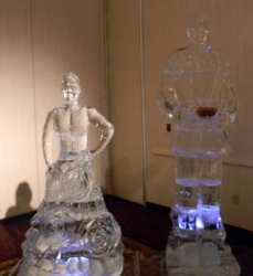 bride and groom lifesize ice sculpture.JPG