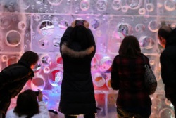 Boston first night ice carving 16.JPG