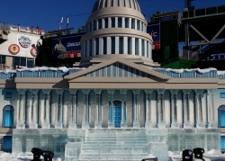 Washington Capital ice carving 11.jpg