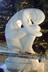 frankenmuth snow sculpture 9.JPG
