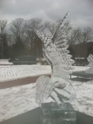 Greenbrier ice carving 6.JPG