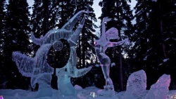 Alaska m 12 ice carving 7.JPG