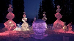 Alaska m 12 ice carving 11.JPG