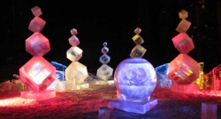 Alaska m 12 ice carving 21.JPG