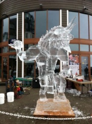 Bay Harbor ice carving 9.JPG