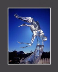 yellow knife ice carving 13.JPG
