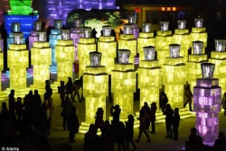 Harbin ice carving 2015 china 10.jpg