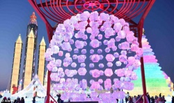 Harbin ice carving 2015 china 12.jpg